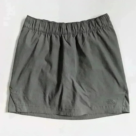 The North Face Class V Skort Women's Medium in green - Picture 1 of 8